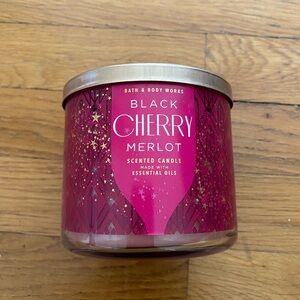 NEW Holiday Black Cherry Merlot Candle